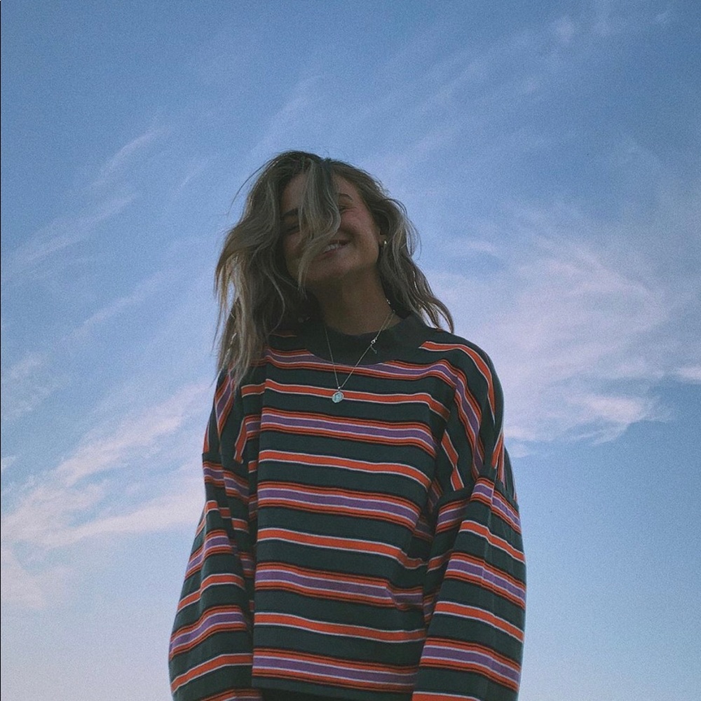 SUPER comfy crew neck shirt